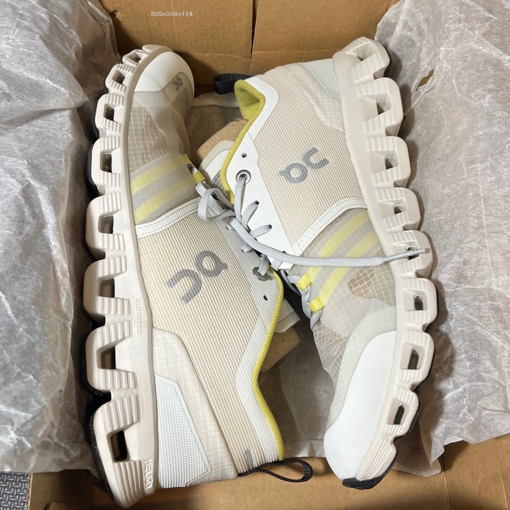 On Cloud X Shift Womens 9 Vapor Acacia Running Training Shoes 38.99122